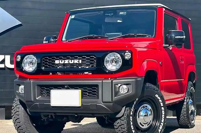 不足11萬，復(fù)古版鈴木吉姆尼海外登場，小巧又可愛-有駕