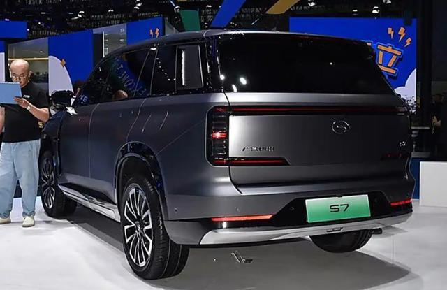 全新國產中大型SUV，增程插混雙動力。續航超1000km！-有駕