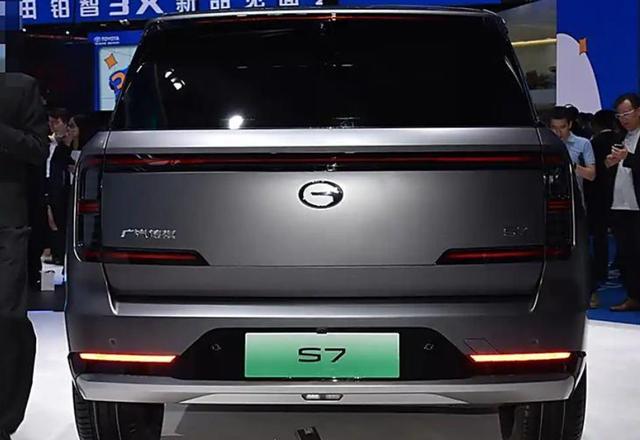 全新國產中大型SUV，增程插混雙動力。續航超1000km！-有駕