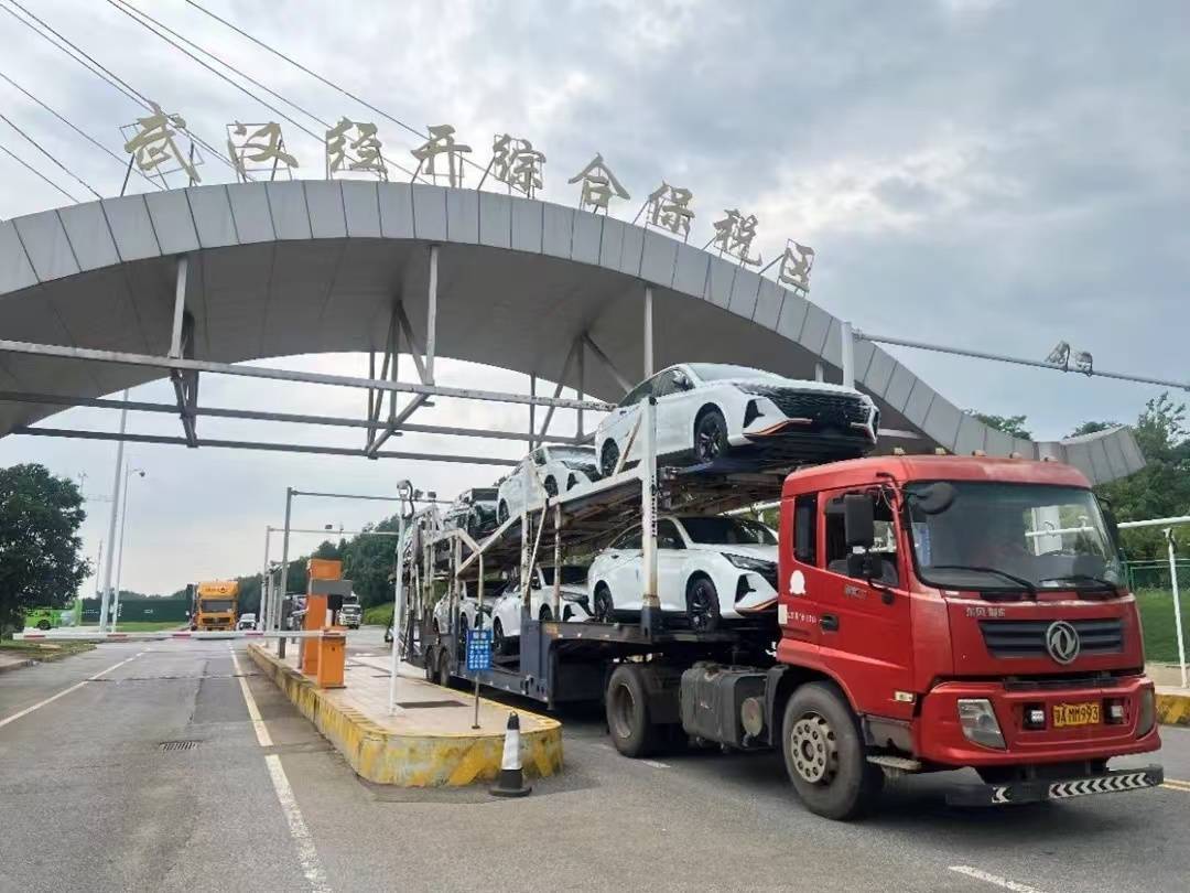 同比實現翻番,“車谷造”汽車出海突破12萬輛