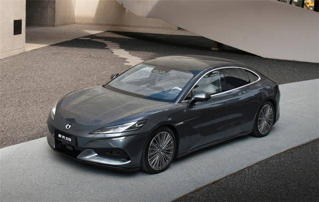 30萬就能買寶馬i5,為什么還要看更貴的騰勢Z9?