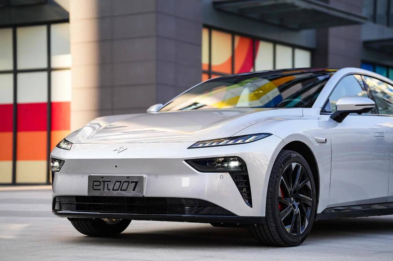 大溜背C級車,軸距超2.9m,配置升級,增程/純電可選,13.46萬起 w0_yichecar_202312263314358927996553648