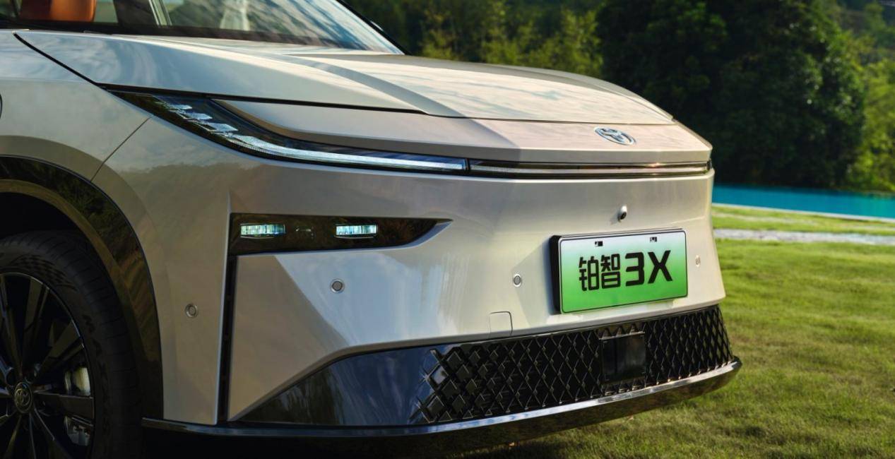 高階智駕≠高價,豐田開始進場!15萬級激光雷達智駕SUV來了 2f19f537erb037a4d475a6009bce9153