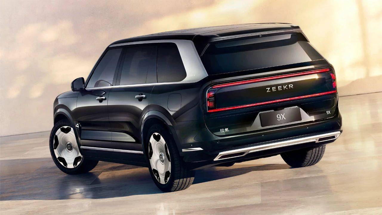 極氪9X官圖搶先看!上海車展首發(fā),豪華混動車型能否引領(lǐng)新風(fēng)潮?