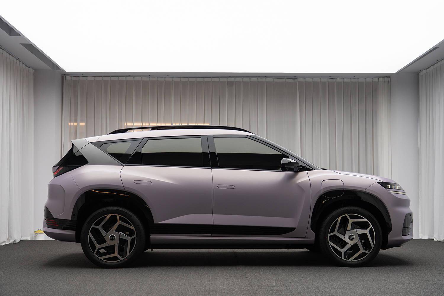 北京現(xiàn)代首款純電SUV ELEXIO來(lái)襲,9月上市,搭160kW電機(jī),定位緊湊5座