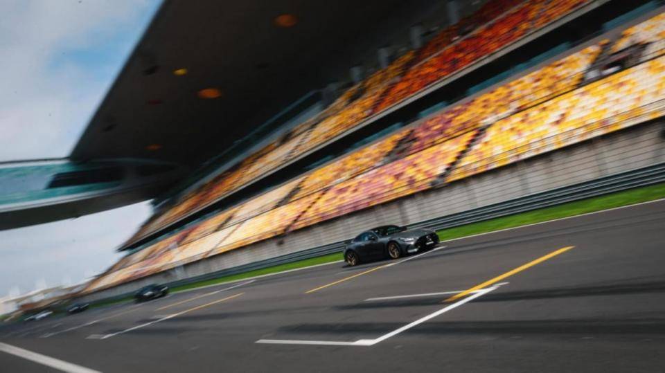 雷總誠不欺我,3.85萬元為期兩天的AMG駕駛學院確實爽