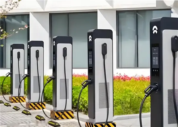 造車(chē)新勢(shì)力自建充電站數(shù)量盤(pán)點(diǎn)：蔚來(lái)超5千座 接近第2名二倍