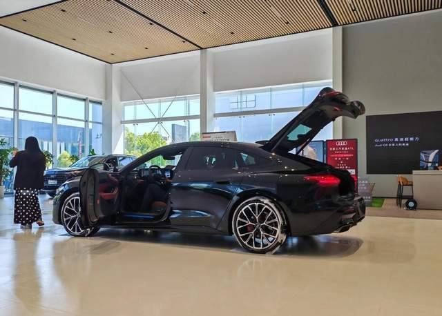 上汽奧迪A5L 開啟預(yù)售,會比一汽奧迪A5L好賣嗎?