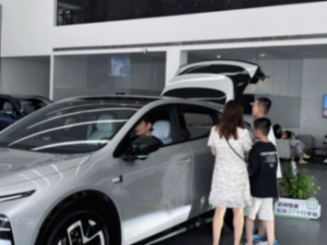 工信部出手 新能源汽車如何駛向“技術與商業”雙軌共贏?