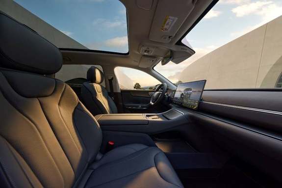 踏實造車、穩(wěn)中求進:全新零跑C11上市,14.98萬起售再攀性價比高峰