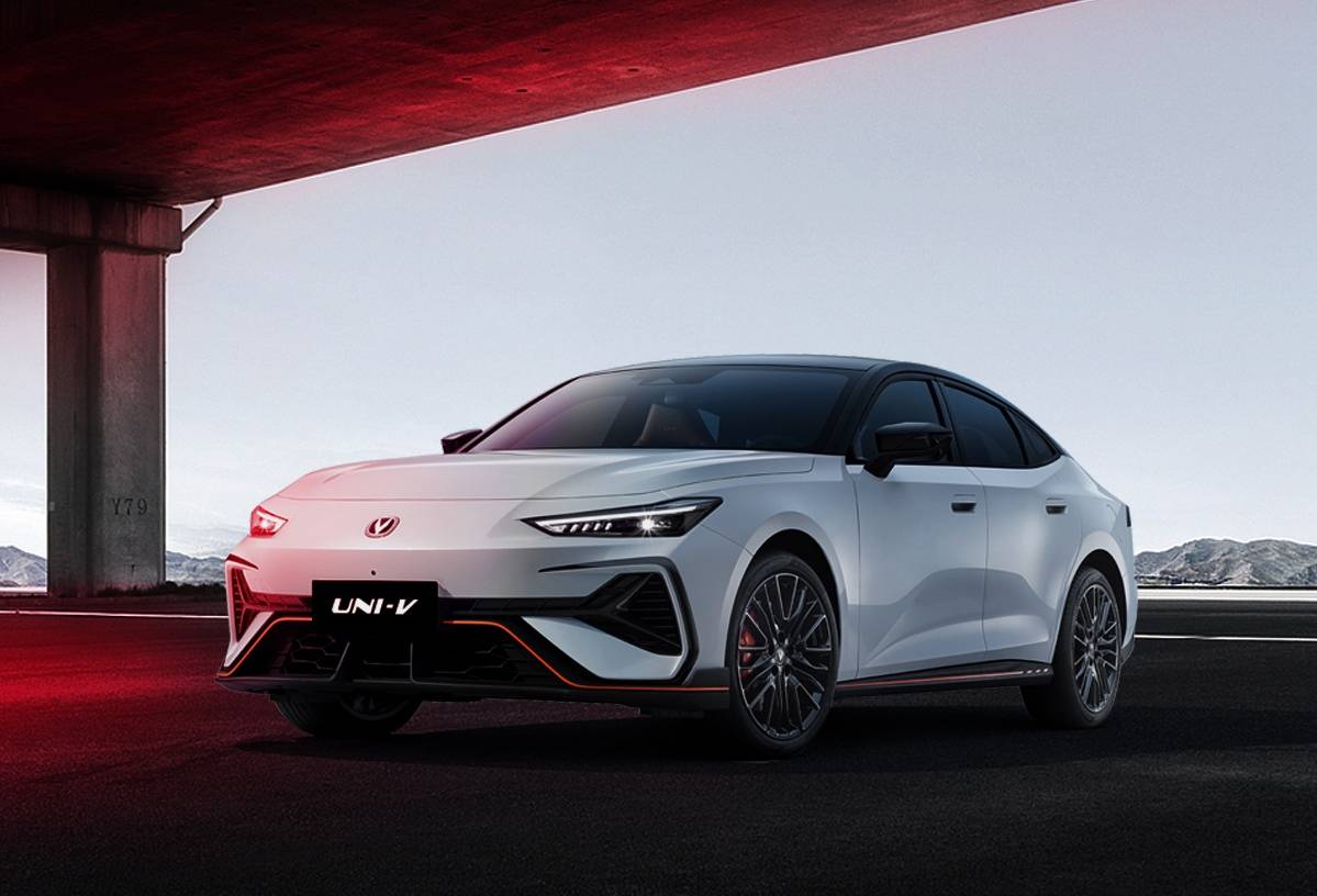 SUV和轎跑都有!三款燃油新車同日上市 最低11.49萬(wàn)元起