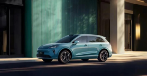 想想就氣人!今年才買的華為ADS 3.3新車,一下就被ADS 4淘汰了?