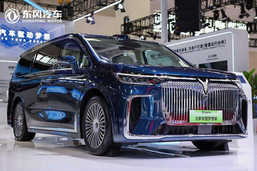 鏈接全球 共赴未來 東風(fēng)汽車“硬核”科技亮相第三屆鏈博會(huì)