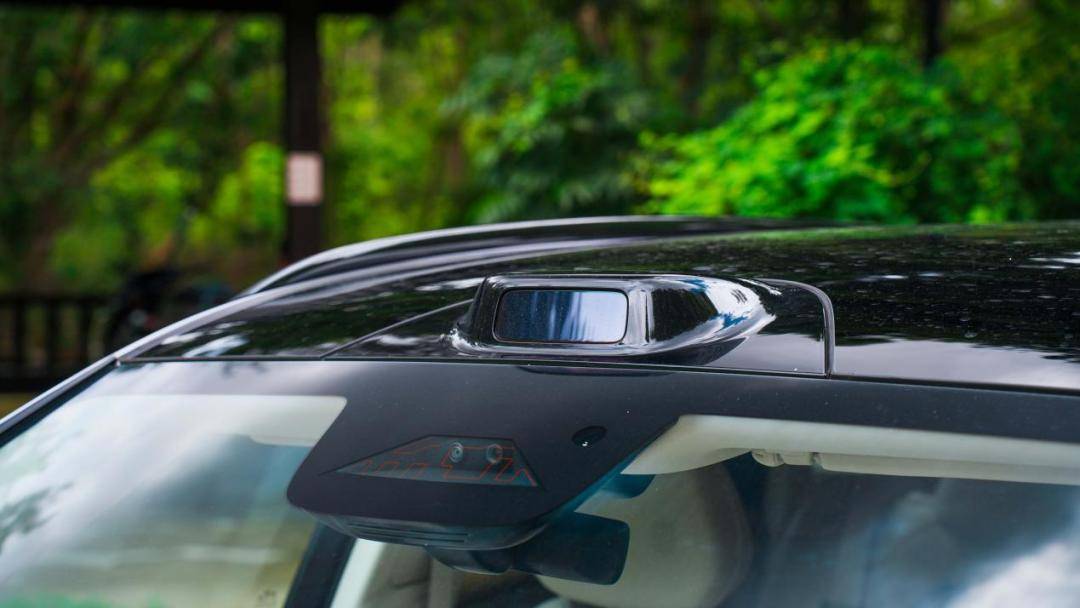 理想L6給不了的,嵐圖FREE+給,理想L6照顧不到的,嵐圖FREE+照顧