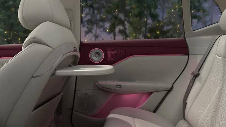 嵐圖知音全新配色上市 8月底開售 配置豪華