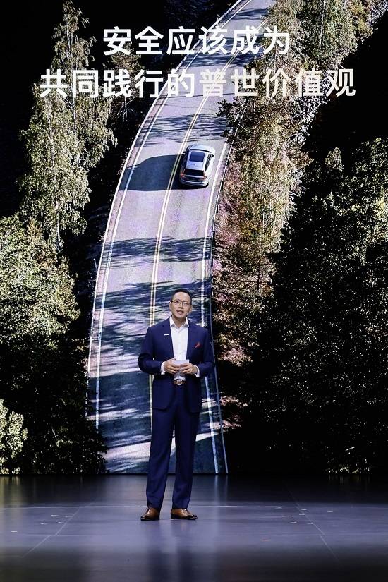 袁小林:“安全是沃爾沃的信仰,不該淪為配置表上的營銷點(diǎn)”