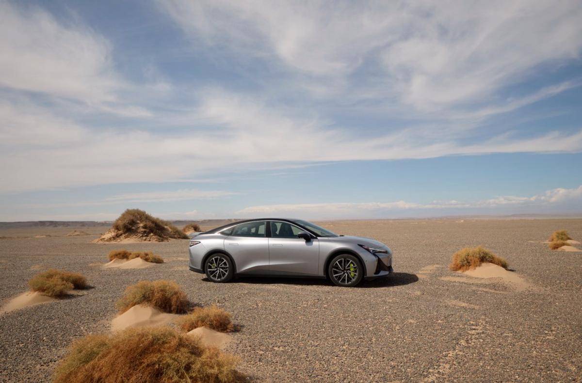 破孤島,織大網(wǎng):極狐開啟充電生態(tài)共贏新時(shí)代