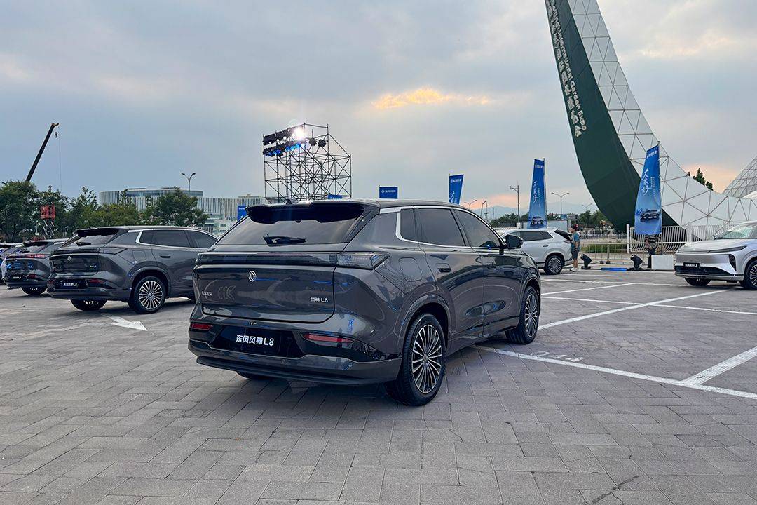 12.99萬元起,軸距2米9的平民SUV,東風(fēng)風(fēng)神L8硬核預(yù)售