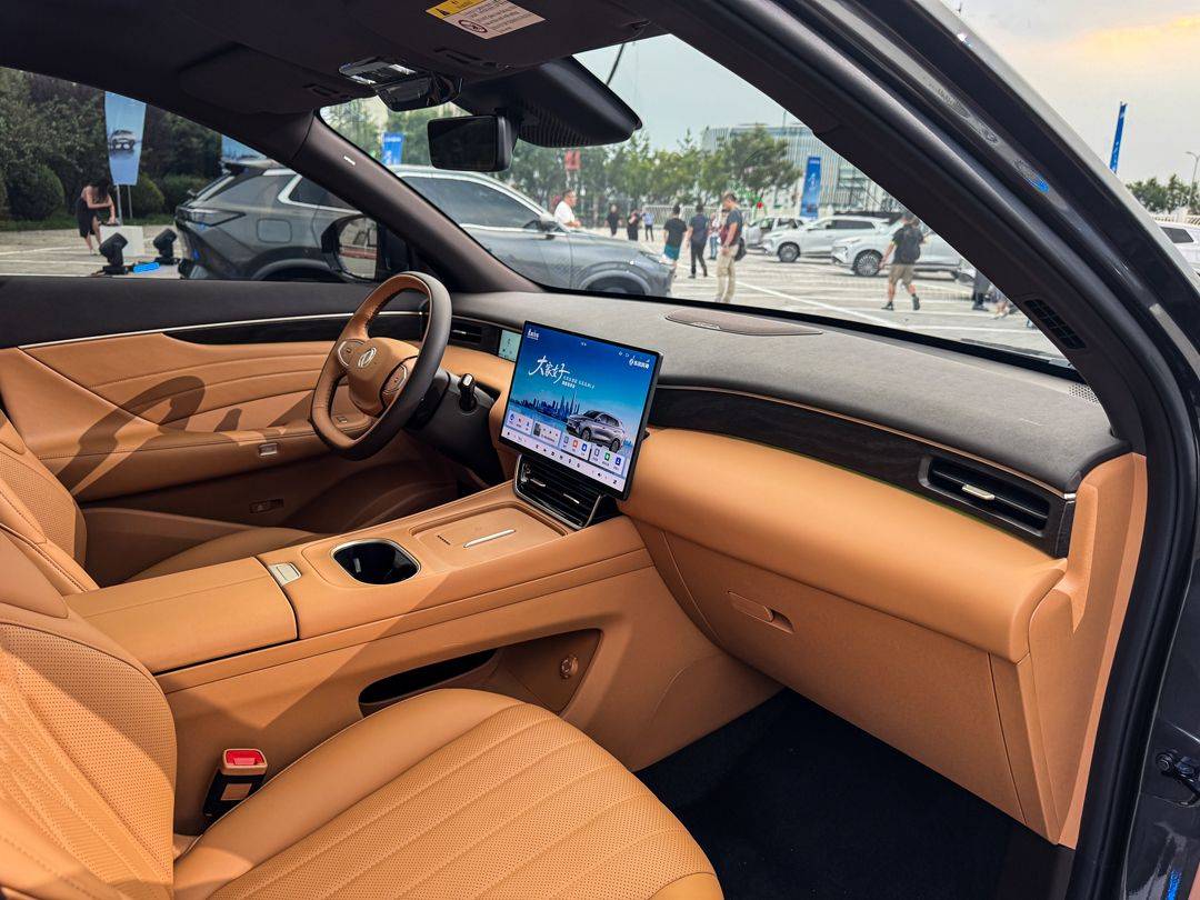 12.99萬元起,軸距2米9的平民SUV,東風(fēng)風(fēng)神L8硬核預(yù)售