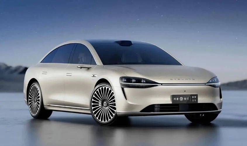 華為傻眼了 首張L3級(jí)牌照發(fā)給了A8增程版