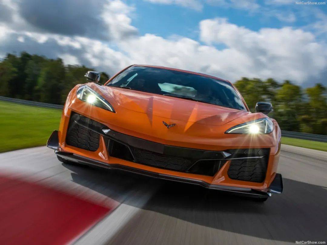 上千臺老款克爾維特Z06砸手里,只能給新款與更強(qiáng)的ZR1X讓位