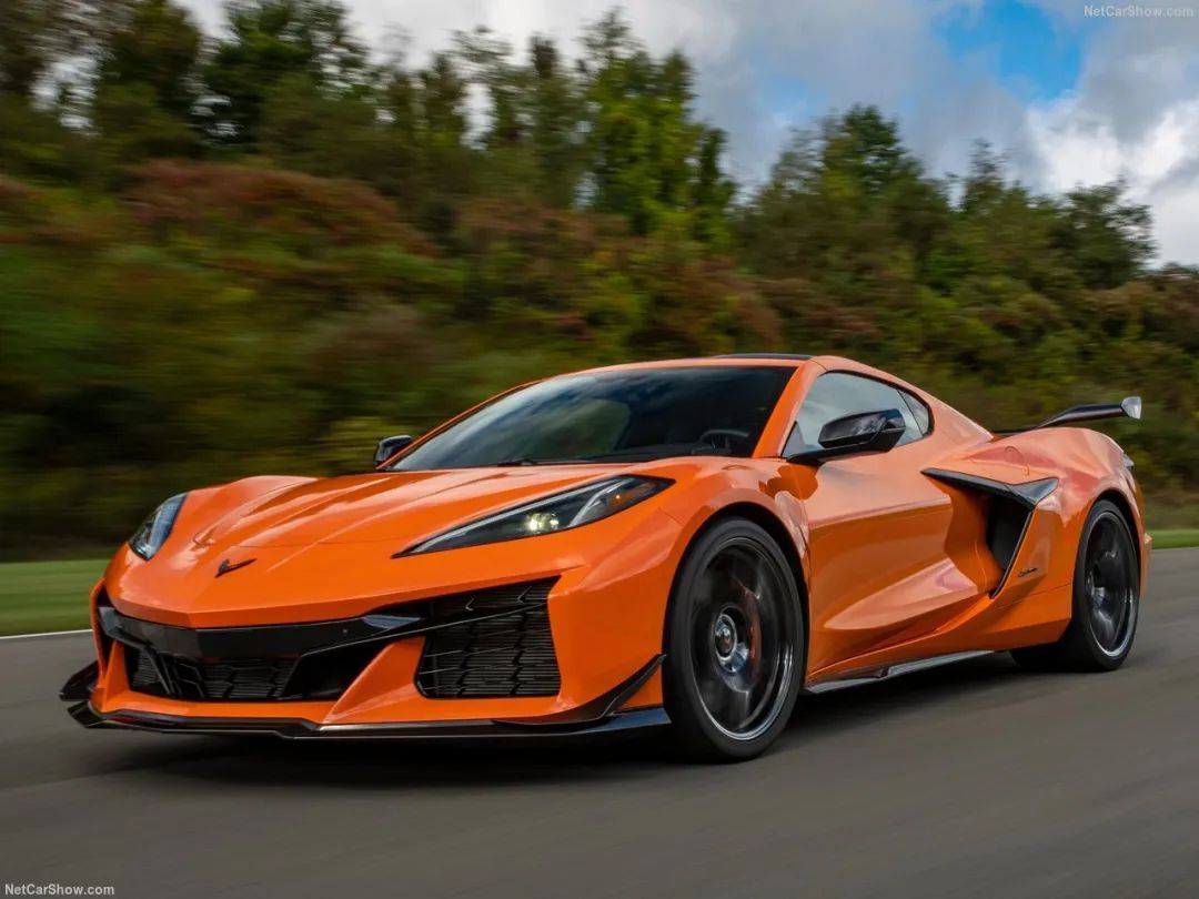 上千臺老款克爾維特Z06砸手里,只能給新款與更強(qiáng)的ZR1X讓位