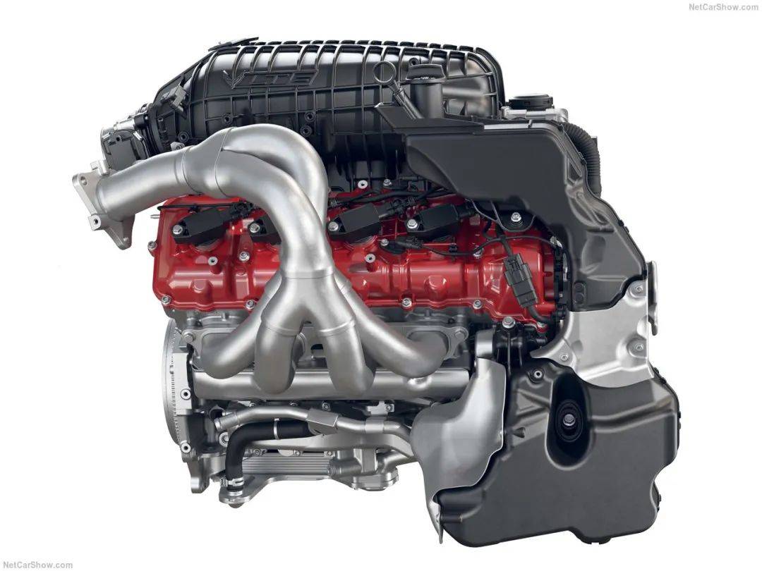 上千臺老款克爾維特Z06砸手里,只能給新款與更強(qiáng)的ZR1X讓位