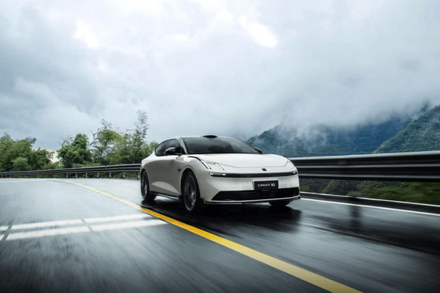 領克 10 EM-P AI 電混:以智能定義中高端混動價值標準