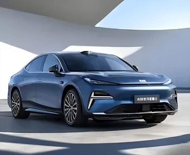 在銷量高位繼續往上沖,比亞迪遇到阻力