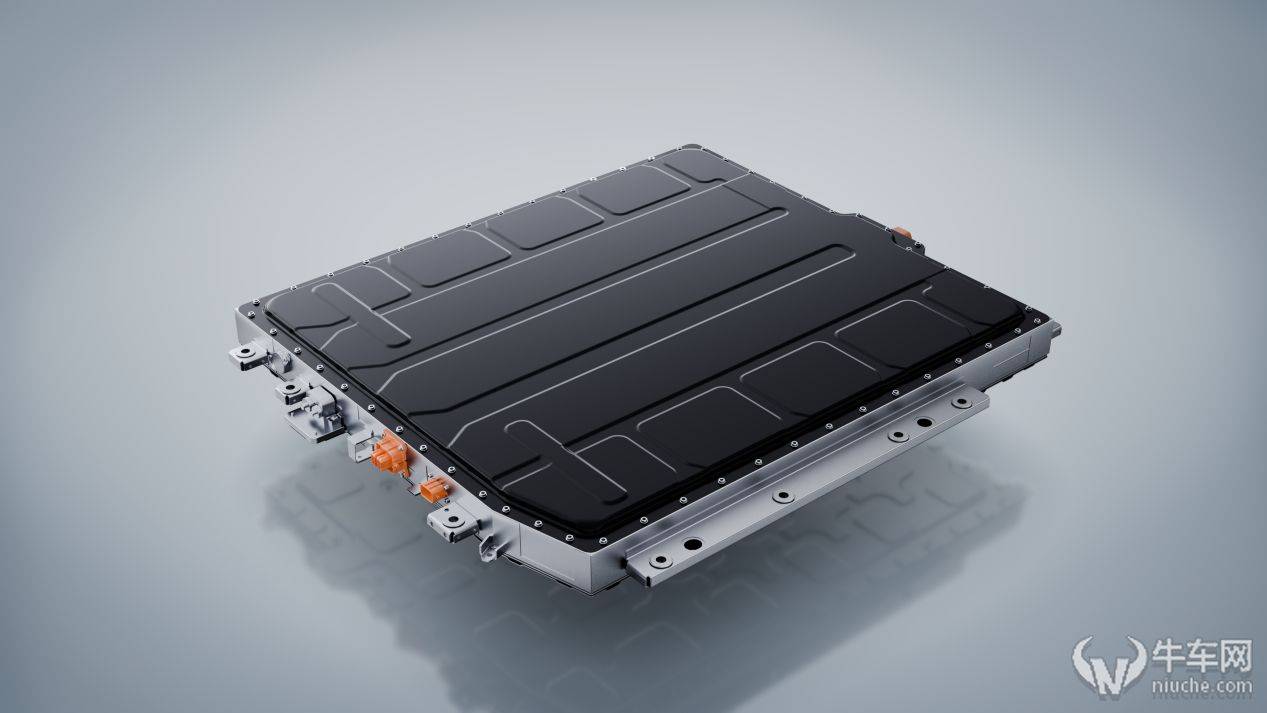 領(lǐng)克EM-P AI電混2.0 電混技術(shù)的“升維之戰(zhàn)”