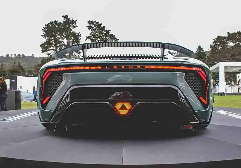 雷克薩斯概念車Sport Concept亮相2025圓石灘車展