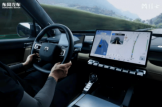 猛士M817震撼上市:31.99萬起,華為智能重塑硬派越野