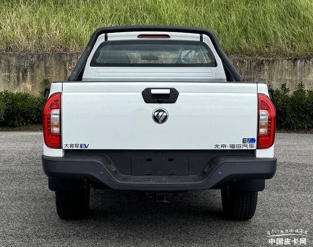 不止柴油納瓦拉 第398批工信部皮卡新車揭秘