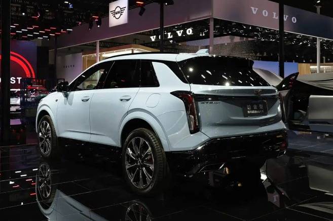 限時驚喜價22.99萬元起,全新凱迪拉克XT5實力幾何?