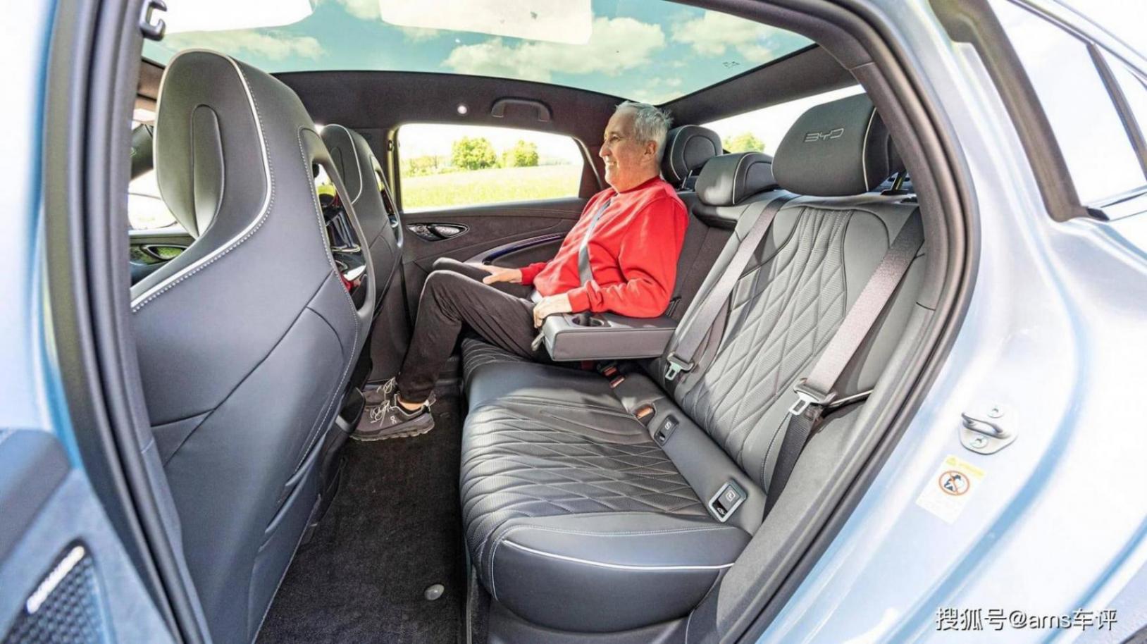 新興品牌VS傳統(tǒng)強者,中國新興代表能否戰(zhàn)勝老牌競爭者?