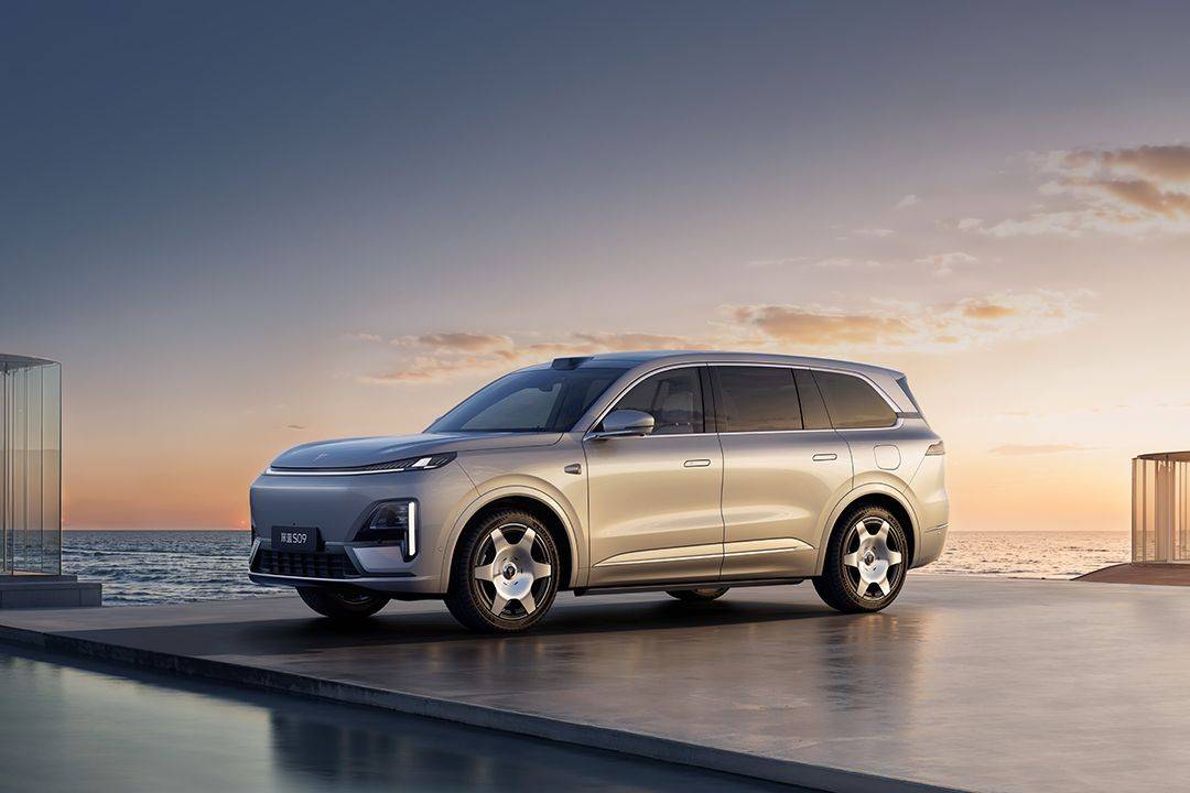 用理想L8一半的價(jià)格買理想L8 限時(shí)17.38萬起 吉利銀河M9正式上市