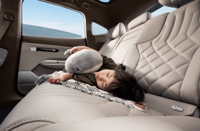 20萬購車推薦,昊鉑HT配置、權益為何完勝小鵬G7?