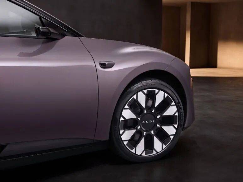 豪門對陣新貴,奧迪E5 Sportback 與特斯拉Model 3爭奪高端電動車市場話語權