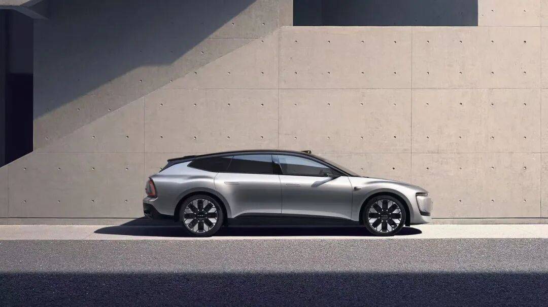 豪門對陣新貴,奧迪E5 Sportback 與特斯拉Model 3爭奪高端電動車市場話語權